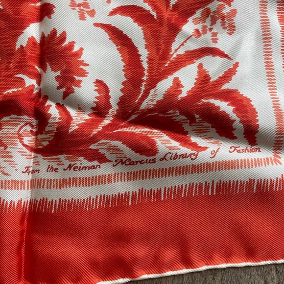 Vintage NEIMAN MARCUS Library Of Fashion Silk Scarf Unicorn Bird Tree 30" x 30" - Picture 2 of 6